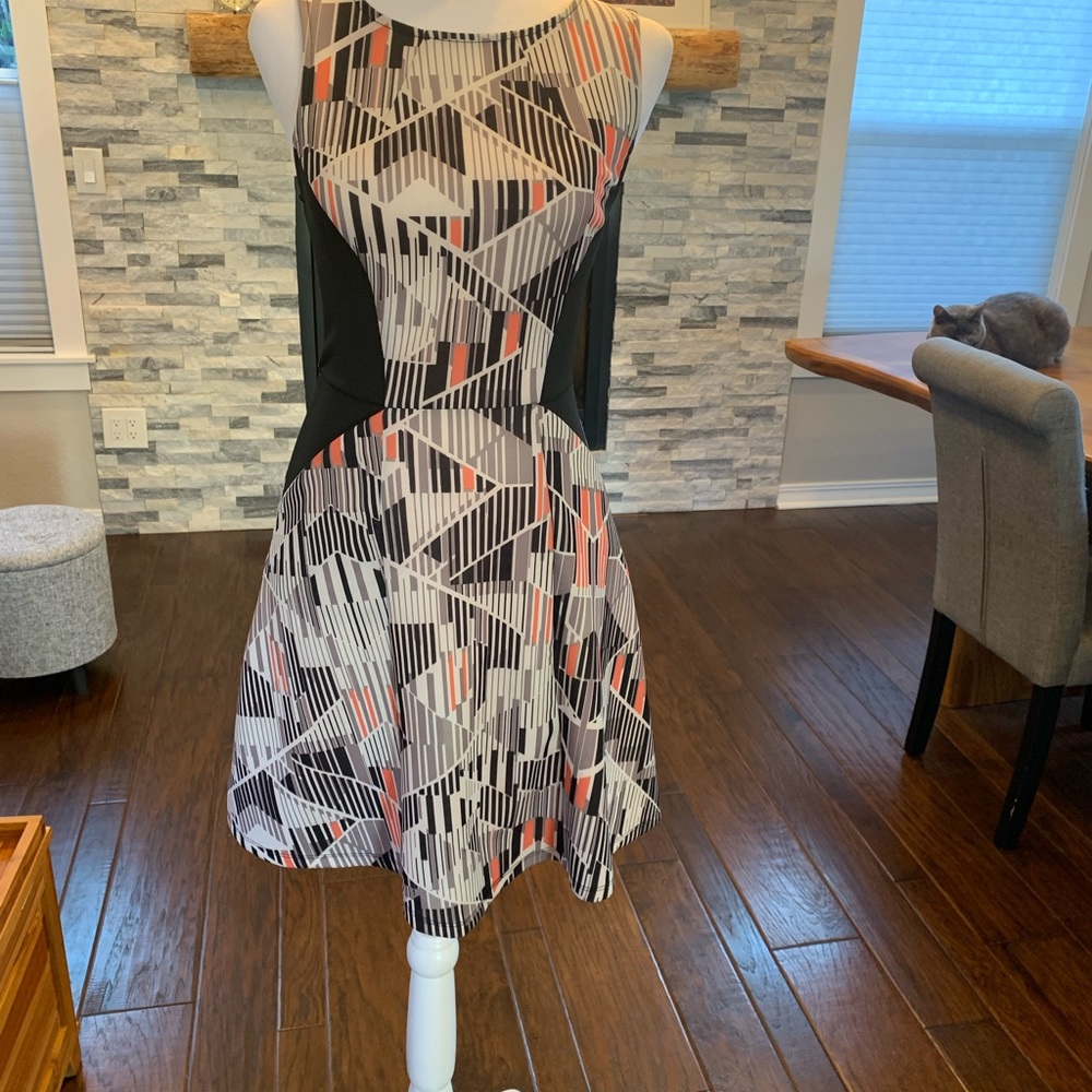 MOSSIMO XSP geometric dress